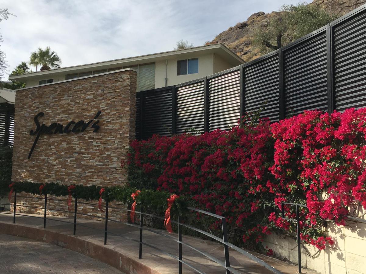 Getaways At Tennis Club Hotel