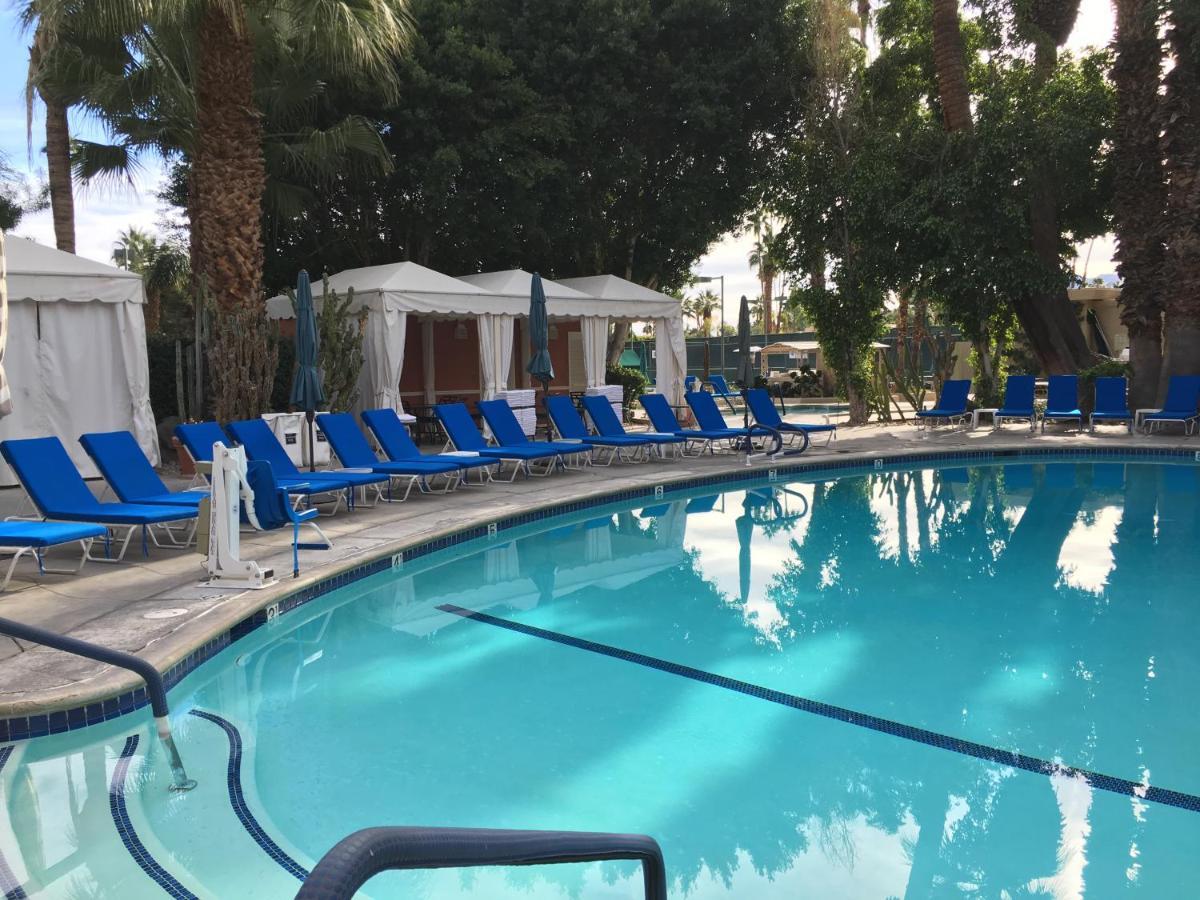 Getaways At Tennis Club Hotel Palm Springs